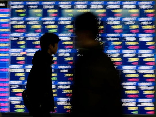 japon-le-taux-des-obligations-detat-a-10-ans-chute-au-dessous-de-zero-liberation-afp-httpst-co8w2ninvejz-httpst-cos6uefvexyo